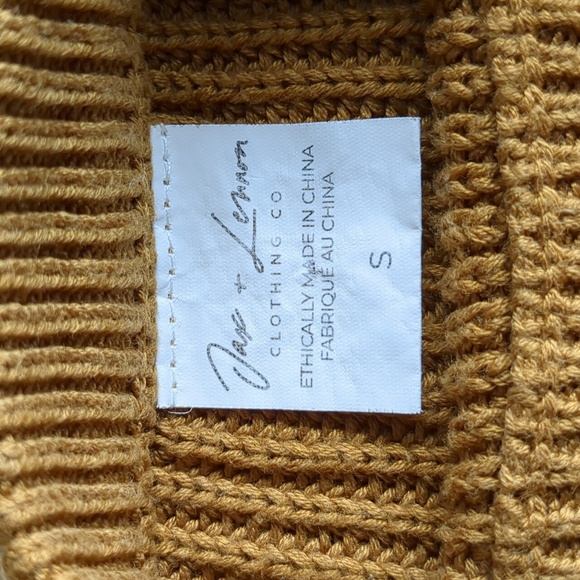 Jax and Lennon knit sweater (maternity) - Picture 3 of 3
